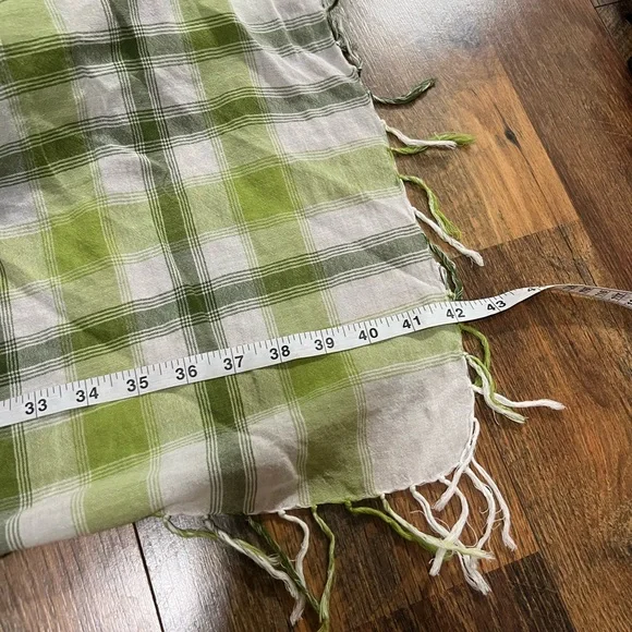 Hollister Plaid Scarf - Picture 5 of 5